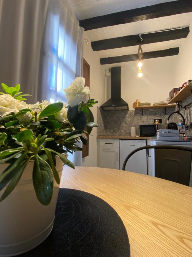 Apartamentos Rurales Calleabajo - 3 Estrellas Hervás Exteriör bild